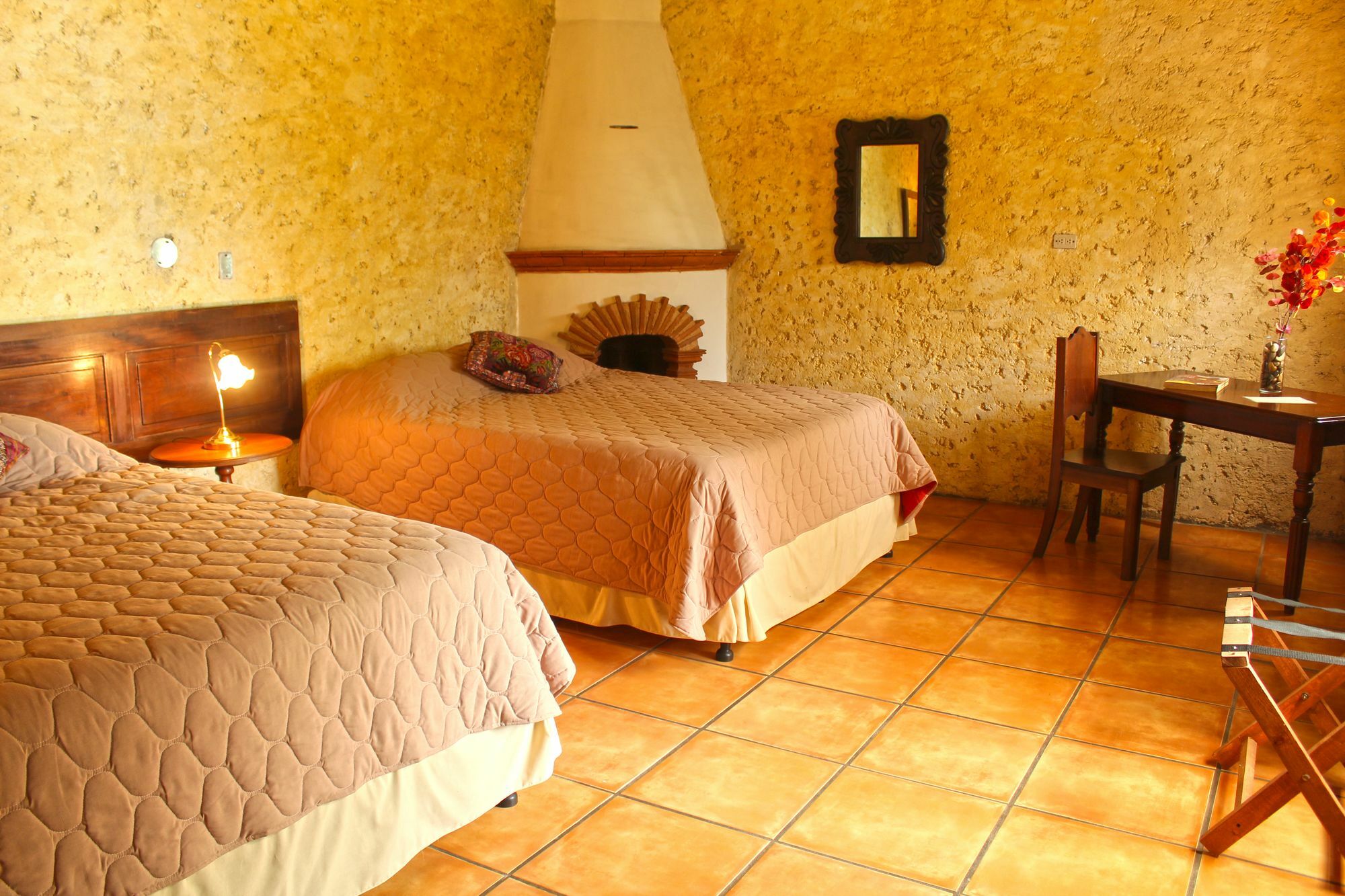 NAIF BOUTIQUE HOTEL ANTIGUA 4 Guatemala from 74 HOTELMIX